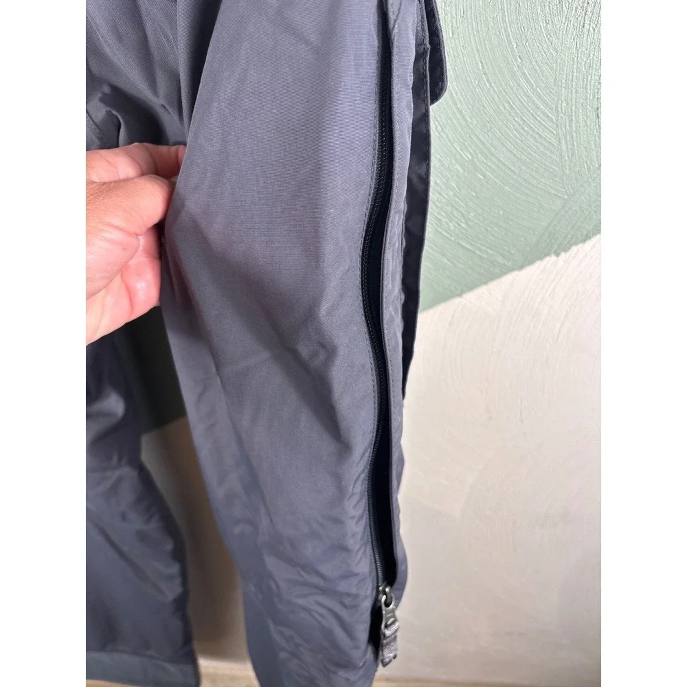 The North Face HyVent Men's Small Gray Waterproof Snowboard Cargo Ski‎ Pants